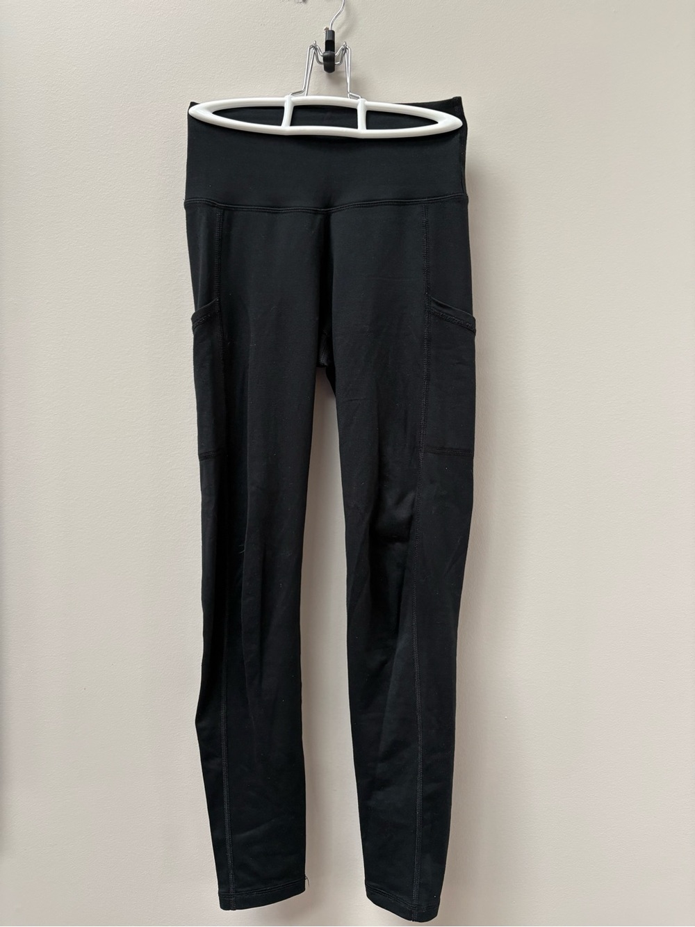aerie Black High-Rise Pocket Leggings